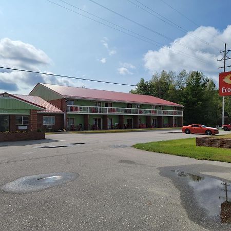 Econo Lodge Cadillac By Choice Luaran gambar