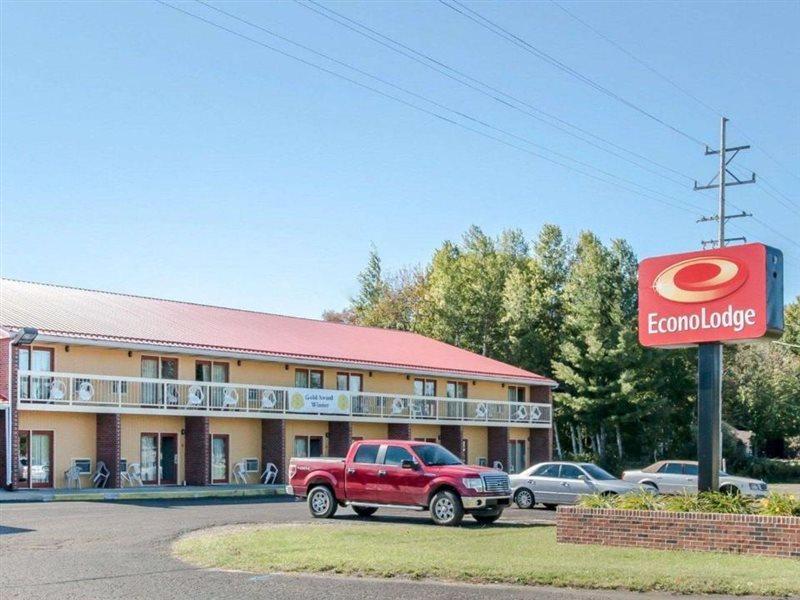 Econo Lodge Cadillac By Choice Luaran gambar