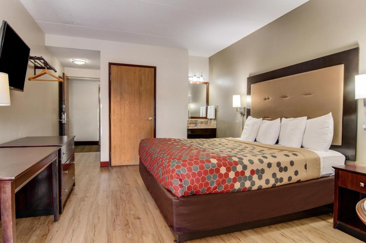 Econo Lodge Cadillac By Choice Luaran gambar