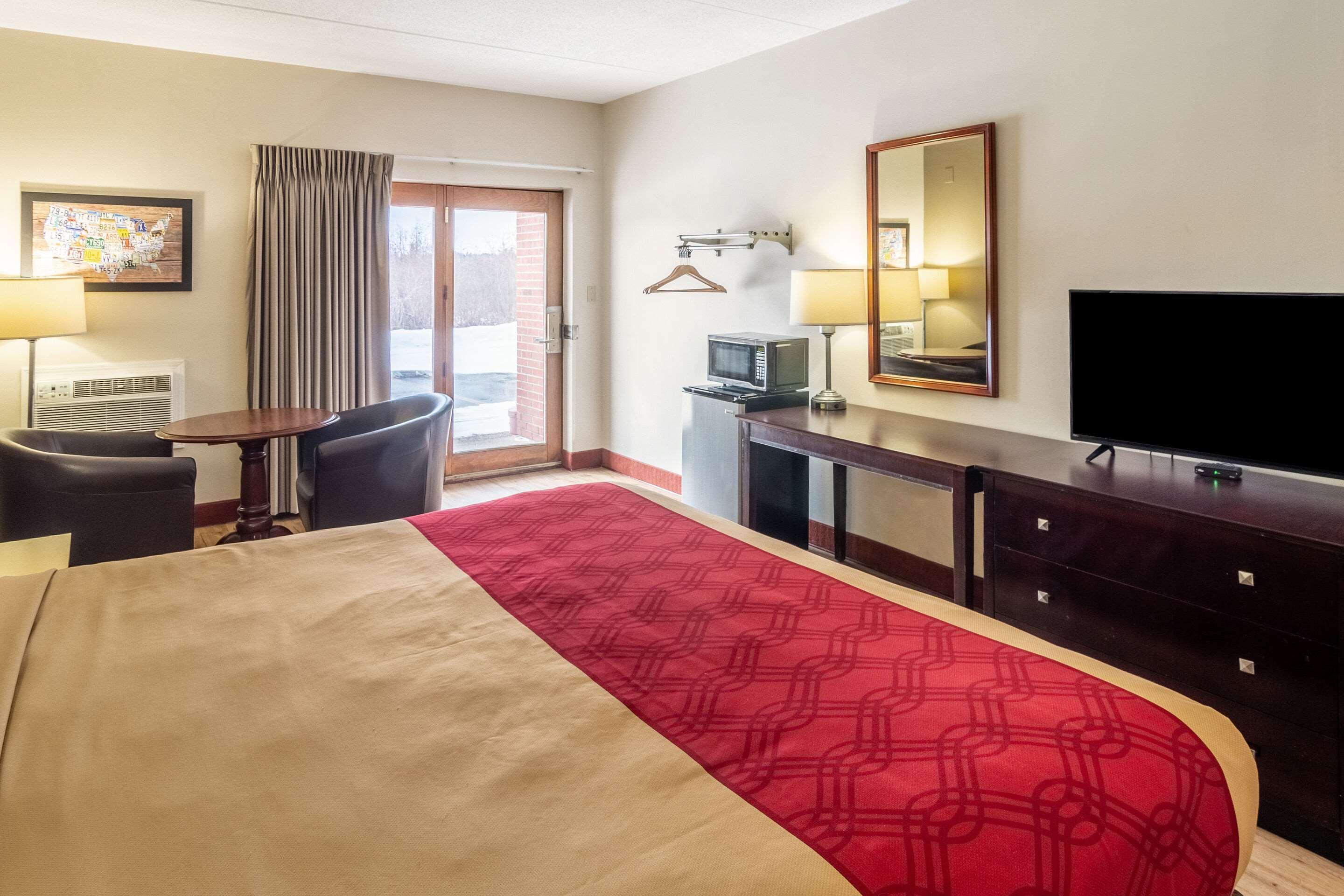 Econo Lodge Cadillac By Choice Luaran gambar