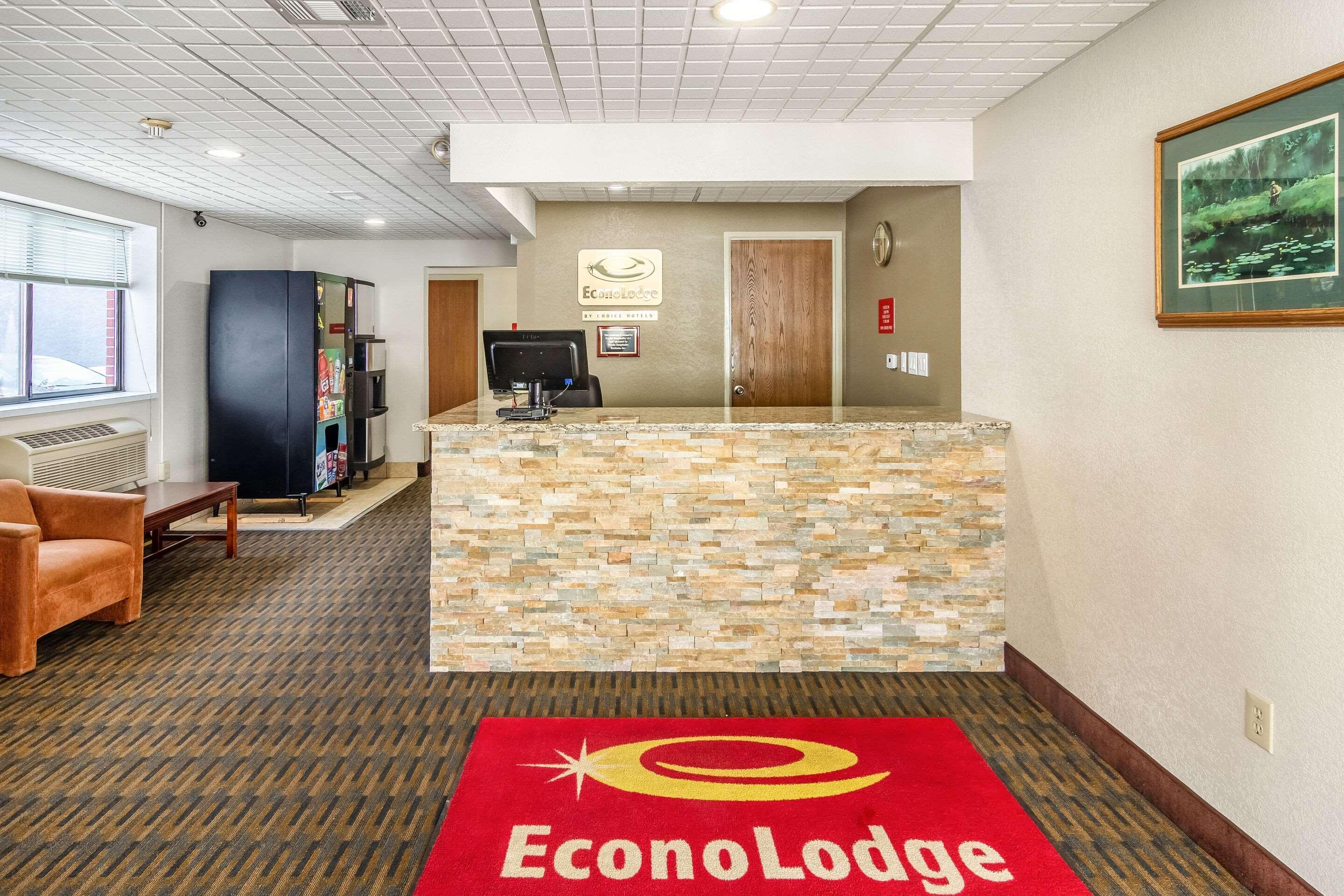 Econo Lodge Cadillac By Choice Luaran gambar