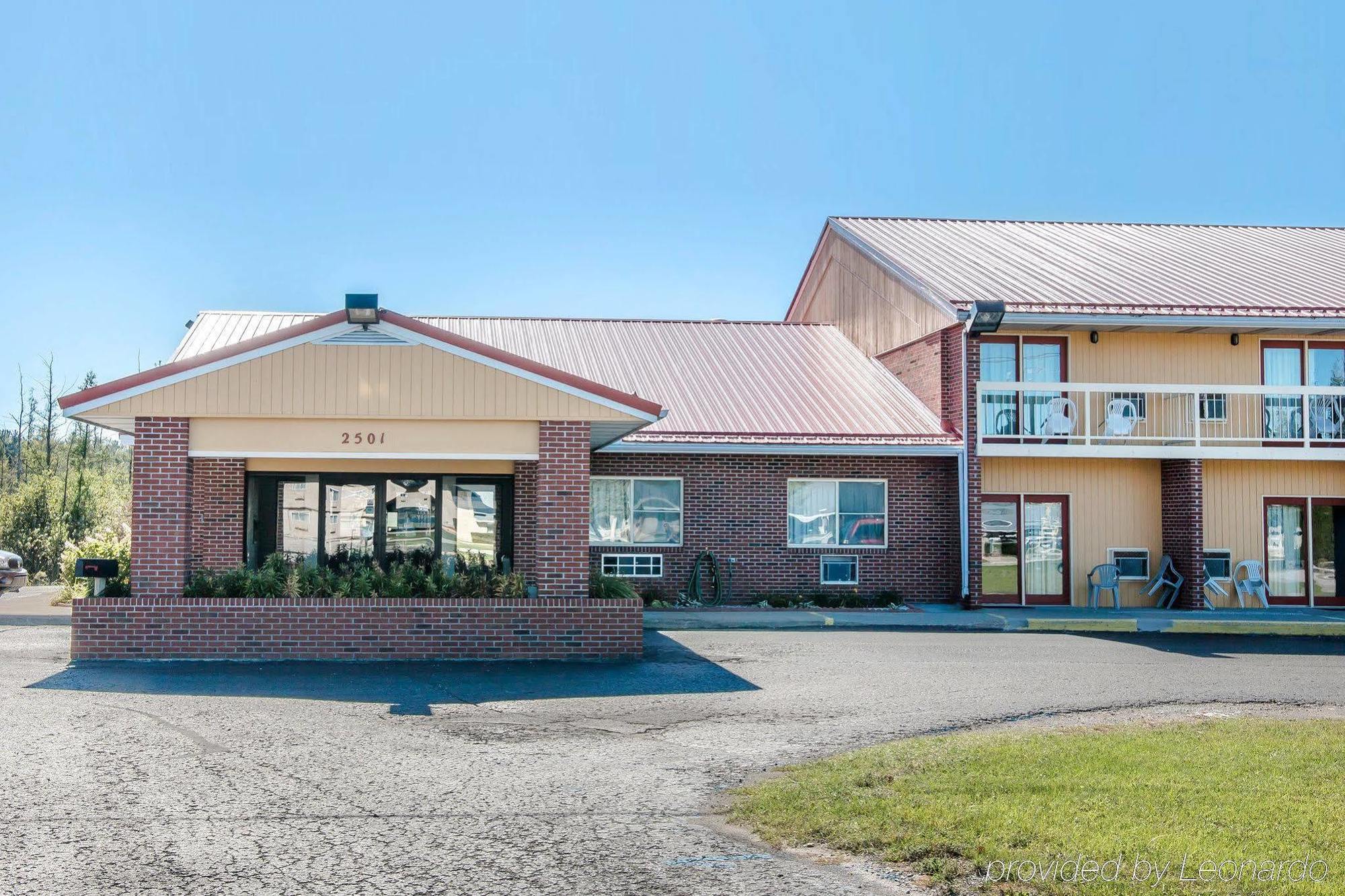 Econo Lodge Cadillac By Choice Luaran gambar